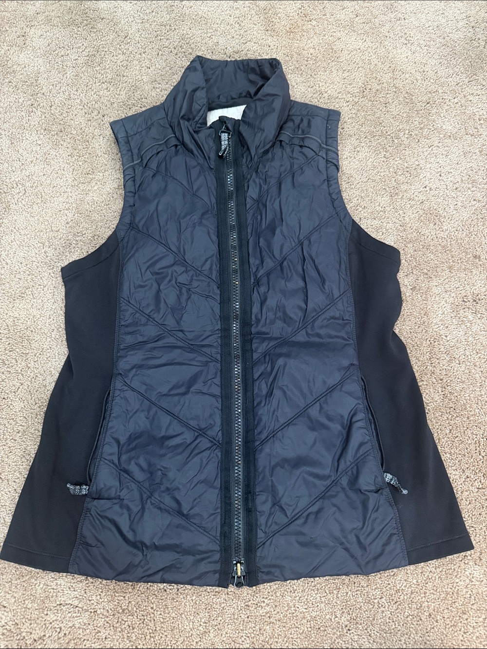 Athleta Black Quilted Stretch-Panel Vest